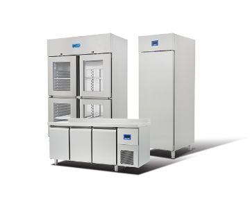 REFRIGERATOR - FREEZER
